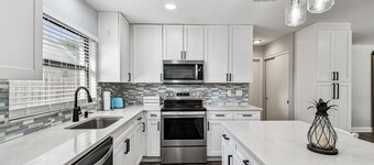 Coastal Family Retreat – Pool, Fire Pit & Fun!