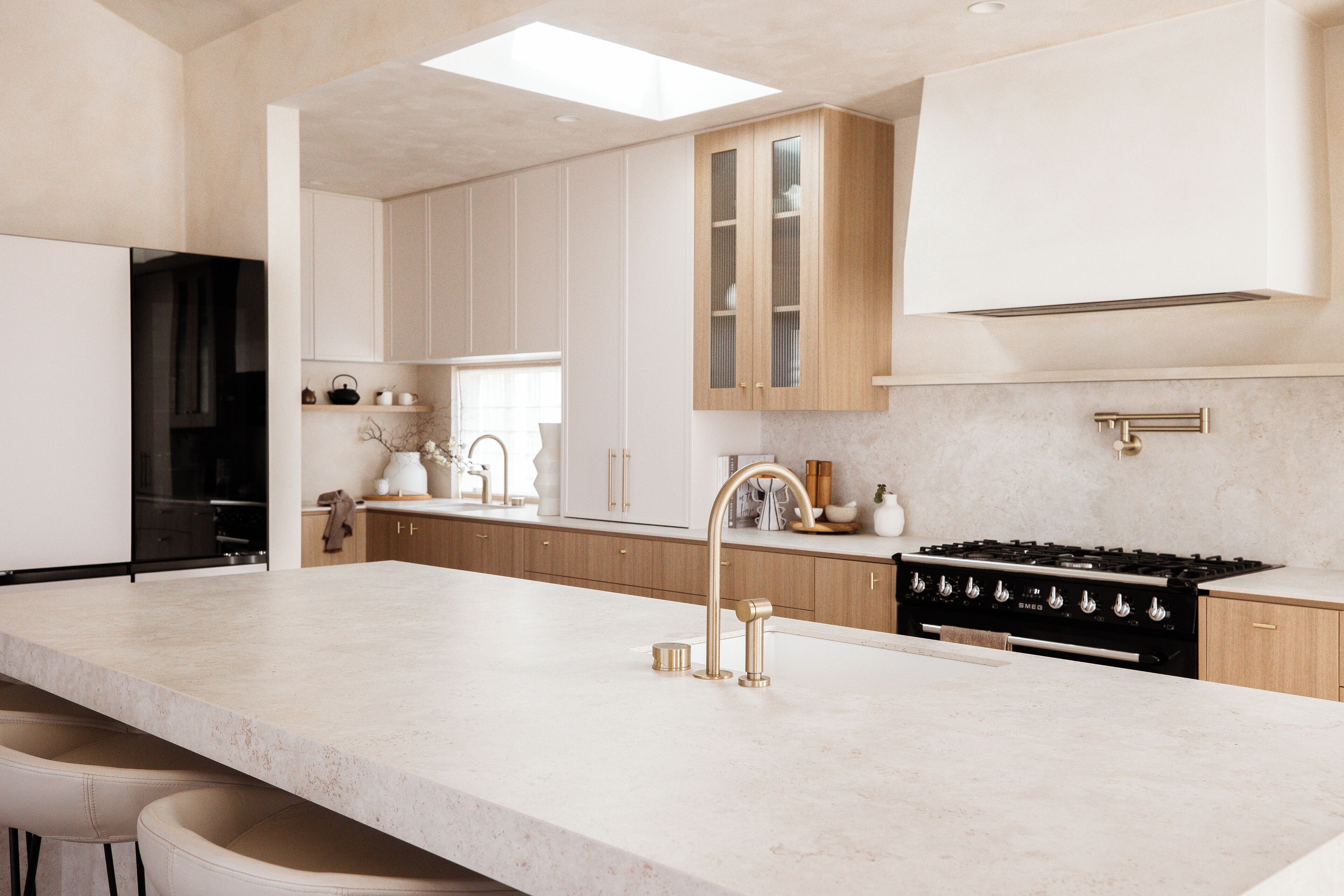 Oven, stovetop, dishwasher