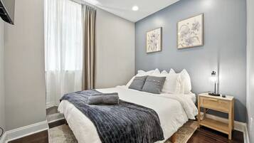 2 bedrooms, iron/ironing board, WiFi, bed sheets