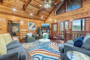 Smart-TV, peis, videospill og fotballspill