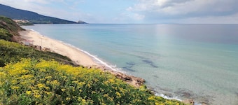 Apartment in villa 30 meters from the sea, with breathtaking view