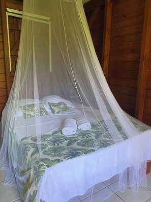 1 Schlafzimmer, Bügeleisen/Bügelbrett, Bettwäsche