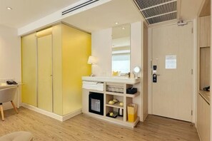 Room - Yello Rooms Hotel Victory Monument (Bangkok)