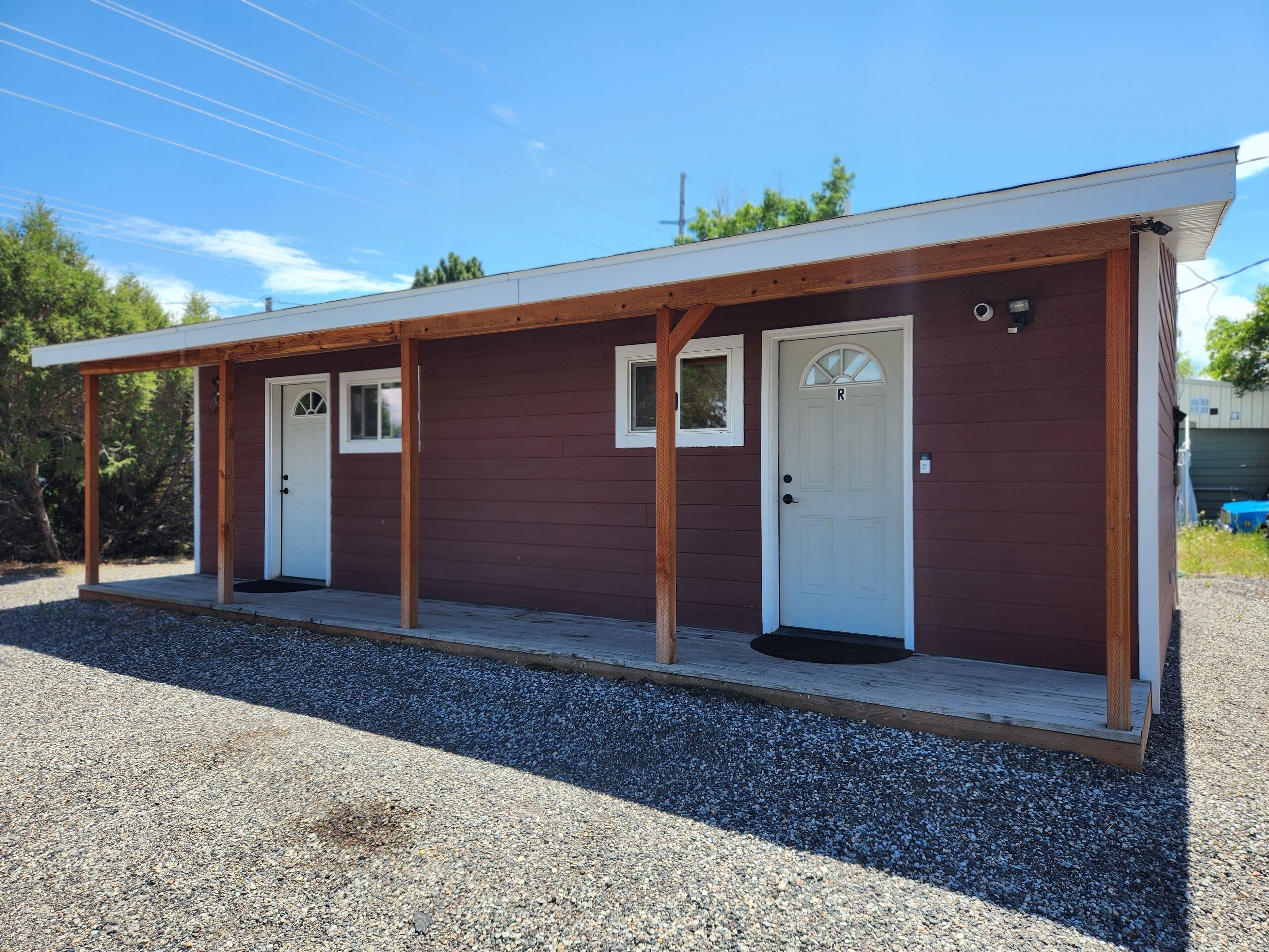 Convenient Belgrade location—minutes from Bozeman Airport and I-90.