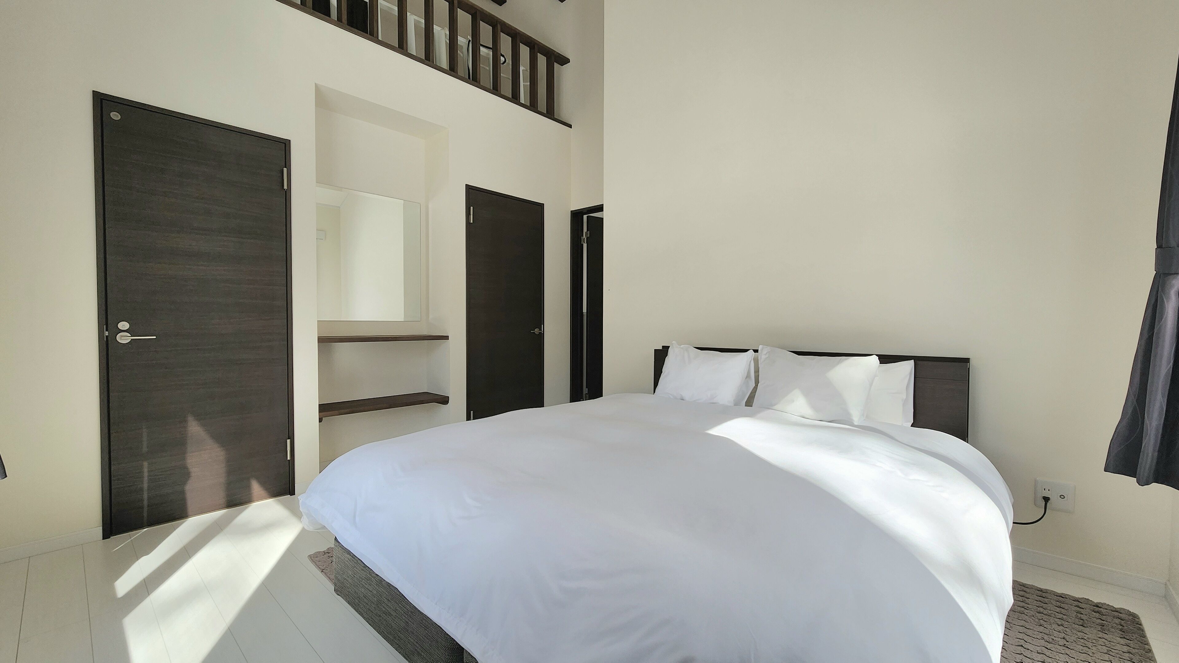 Chalet, 3 habitaciones, para no fumadores | Espacio para trabajar con laptop, cortinas blackout y wifi gratis 