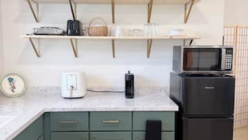 Microondas y papel de cocina