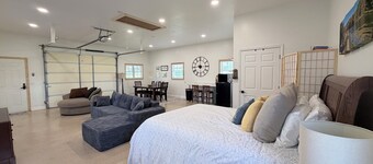 Pet-Friendly Mountain Studio - Cozy Stay with Patio & Covered Private Parking