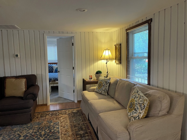 Charming 3-bedroom Cottage In Marvelous Valdosta With Ac, - Georgia