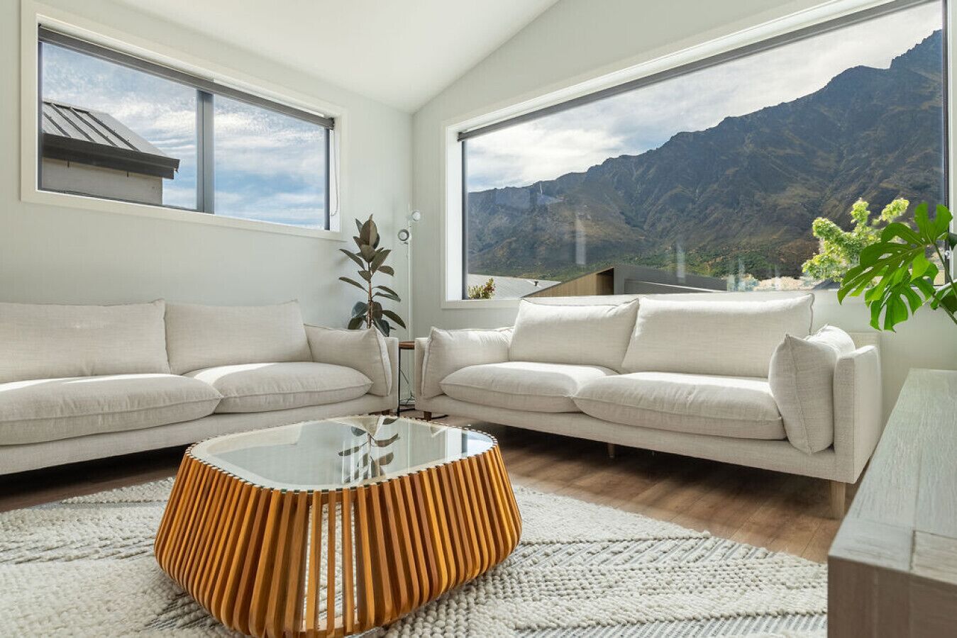 تلفزيون ذكي، مكتب