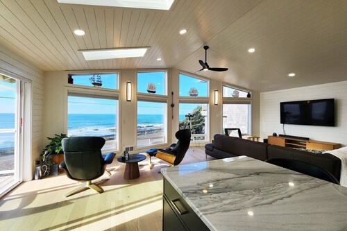 Beautiful Ocean Views! Walk to Everything! Mermaid's Perch