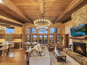 Smart TV, video games