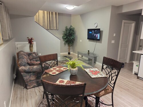 Modern Comfort Meets Quiet Charm & Serenity – Perfect for Long-Term Stays