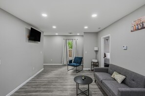 House, Smoking