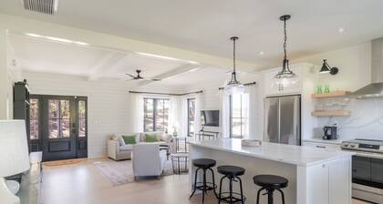 Fox Cottage – Charming Wine Country Retreat in Afton, VA