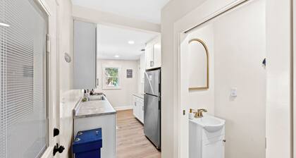 Cozy Coastal Cottage