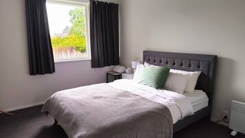 3 habitaciones, internet y ropa de cama