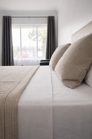 Superior Double Room - Banksia Motel Bass Hill (Bass Hill)