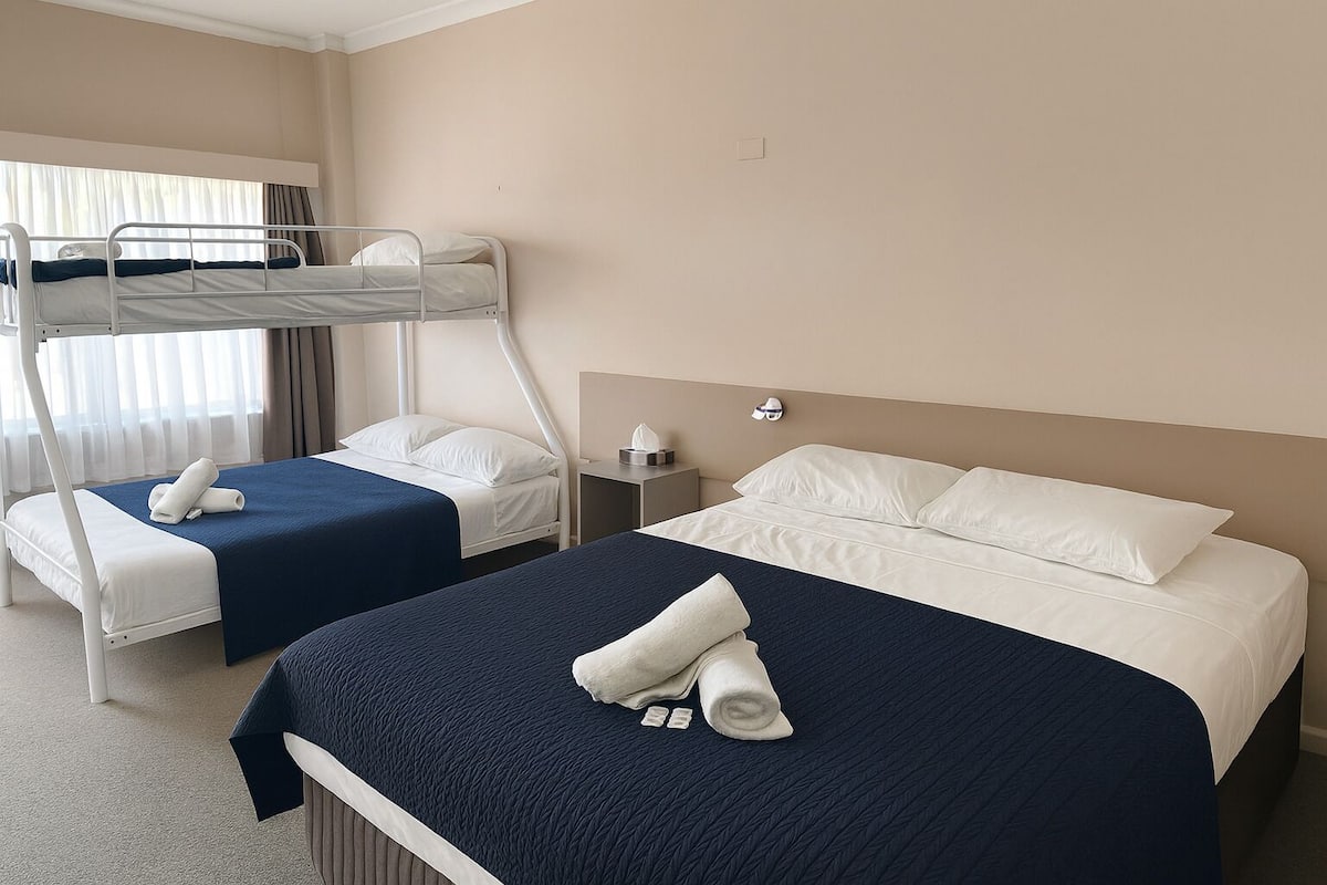Minibar, fer et planche à repasser, Wi-Fi gratuit, draps fournis