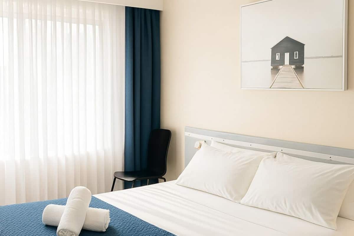 Minibar, fer et planche à repasser, Wi-Fi gratuit, draps fournis