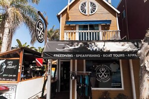 Exterior - Mission Beach Loft | Loft Living w/ Beach Access & Pet Friendly! (San Diego)