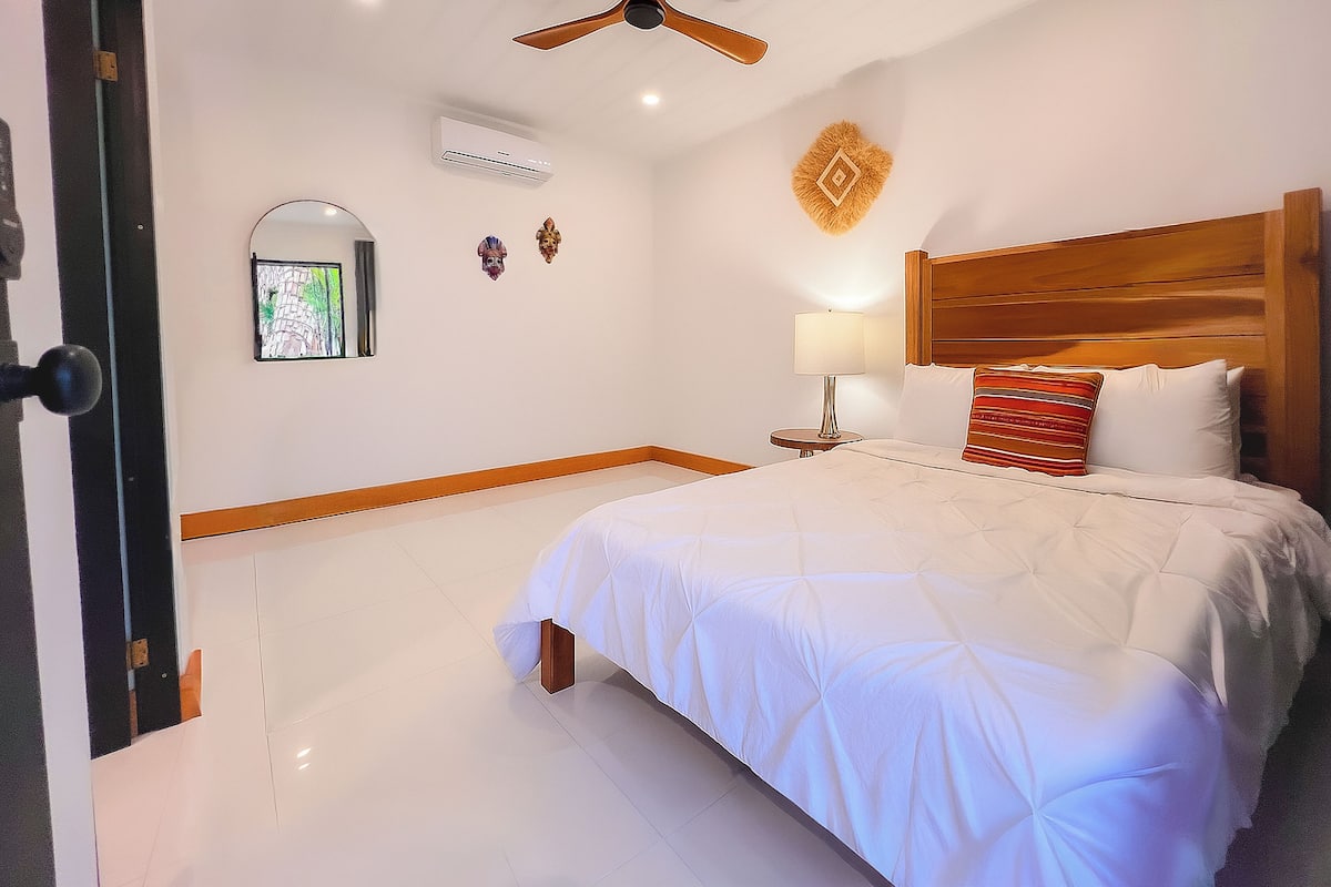 Suite Studio Signature | Bureau, Wi-Fi gratuit