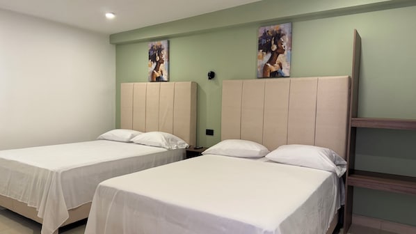 Quadruple Room - ARCADIA HOTEL (Cartagena)