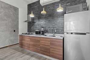 コンロ、コーヒー / ティーメーカー