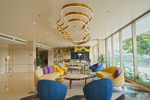 Lobby lounge - Vivanta Kochi Aluva (Aluva)