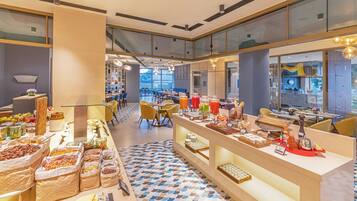 Daily buffet breakfast for a fee