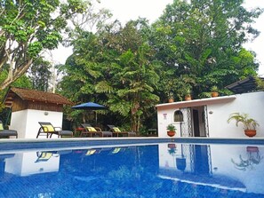 Utomhuspool