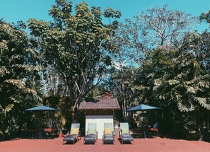 Outdoor pool - Hacienda Escondida (San José)