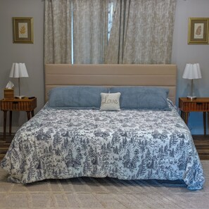 4 bedrooms, iron/ironing board, WiFi, bed sheets - In the middle of it all in French Lick!  (French Lick)