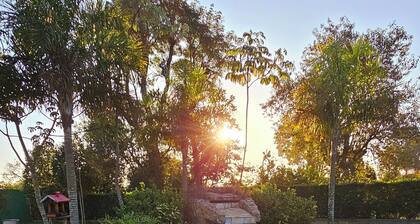 Country house in a gated community with heated pool, air conditioning and 4 bedrooms