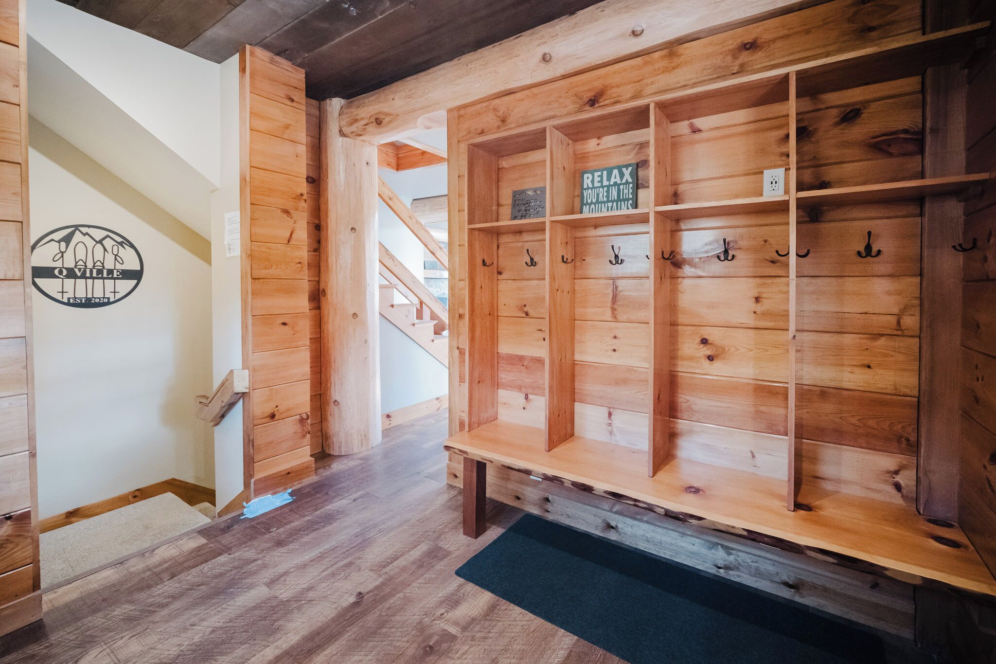 المنشأة من الداخل