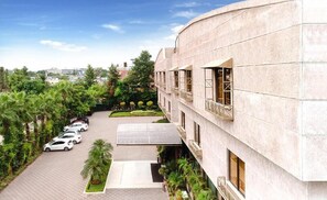 Exterior - Islamabad Regalia Hotel (Islamabad)