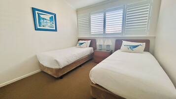 3 Schlafzimmer, Bügeleisen/Bügelbrett, WLAN, Bettwäsche