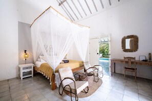 Deluxe Villa, 3 Bedrooms, Pool View | Egyptian cotton sheets, premium bedding, in-room safe, desk - Villa Zen Bingin (Pecatu)