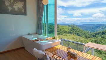 Panorama King Room | Free WiFi, bed sheets