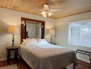 3 soverom, strykejern/-brett, wi-fi og sengetøy