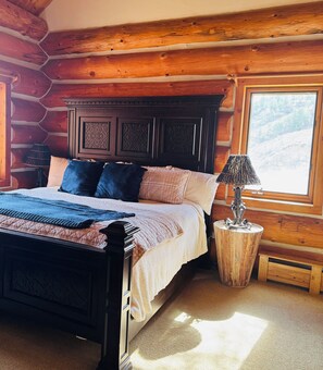 6 bedrooms, iron/ironing board, internet, bed sheets