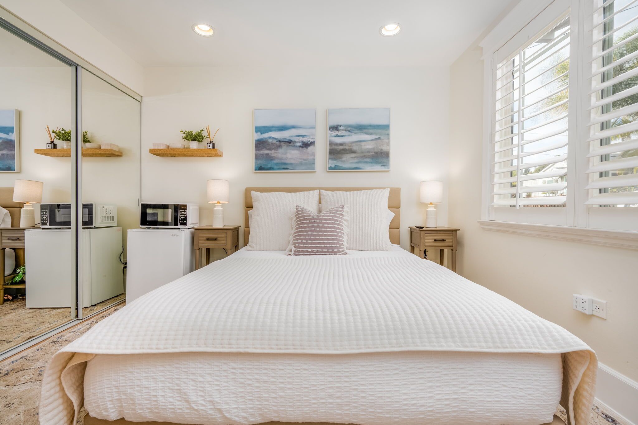 1 slaapkamer, een strijkplank/strijkijzer, wifi, beddengoed