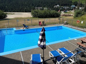 Pool - Snowy Mountain Retreat! Ski In/Out escape with Hot tub, Sauna, and Xbox fun. (Agassiz)