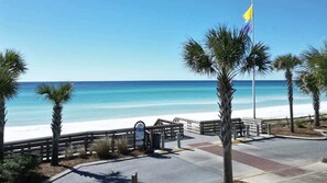 Beach nearby - Community Pool-Golf Cart Option-Free Beach Bikes (santa rosa beach)