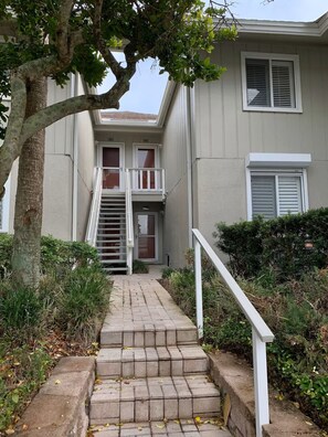 Exterior detail - Oceanfront Surf Villa at Sawgrass (Sawgrass)