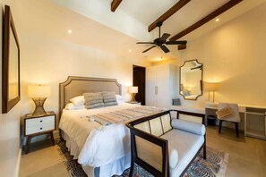 2 bedrooms, iron/ironing board, travel cot, WiFi - Plaza Mercado 22 at Las Catalinas (Las Catalinas)