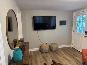 Interior - Livie’s Cozy Cottage Near Collierville (Olive Branch)