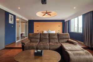 Suite superior | Escritorio y wifi gratis