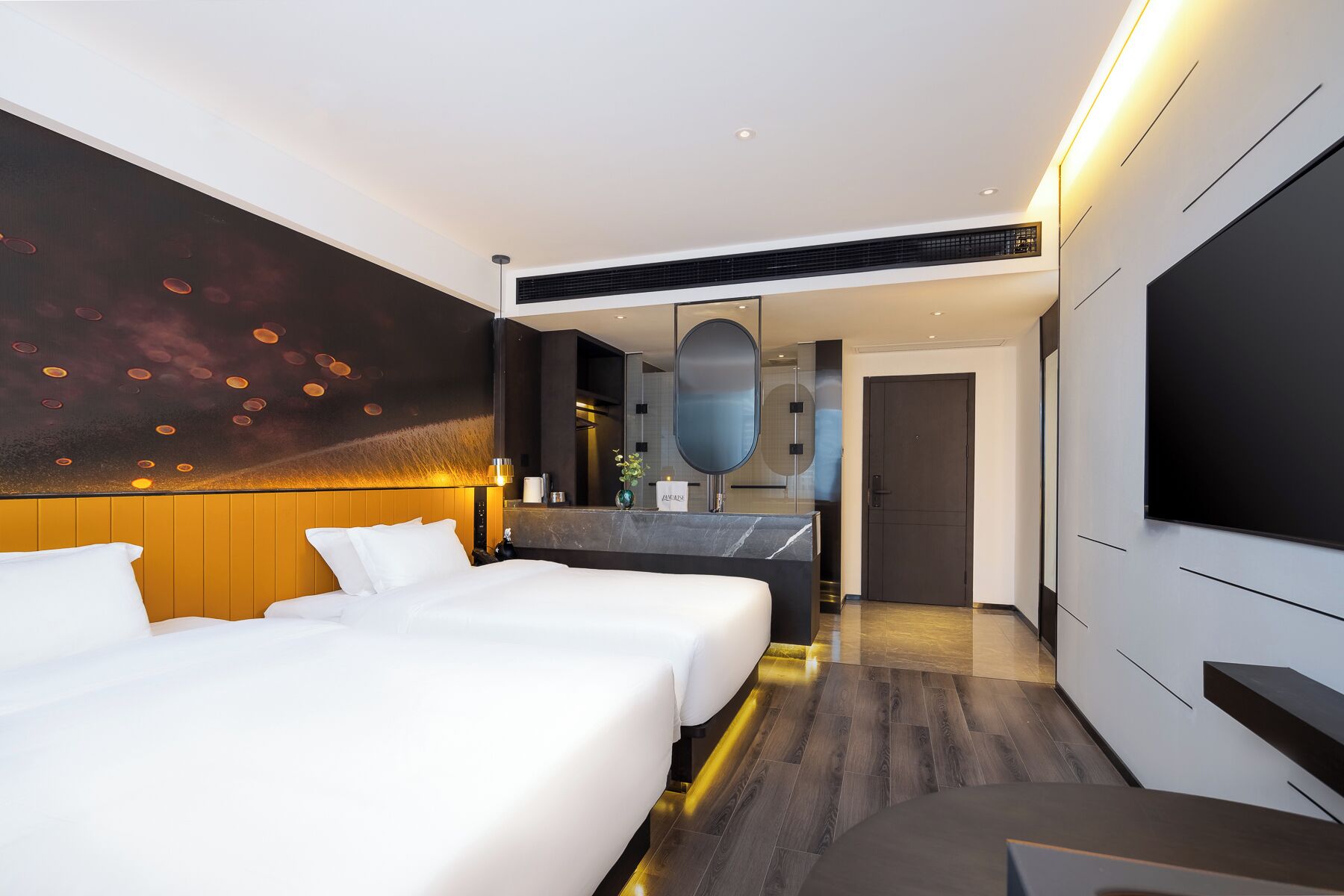 Escritorio y wifi gratis 