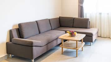 Apartment, Balcony | Living area