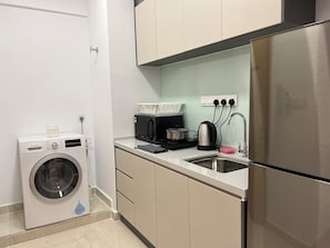 Superior Studio, Balcony, City View | Private kitchen | Full-size fridge, microwave, stovetop